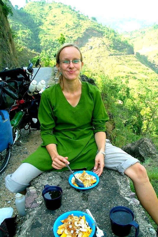 Nepal: Wir machen Picknick auf schöner aber anstrengender Etappe