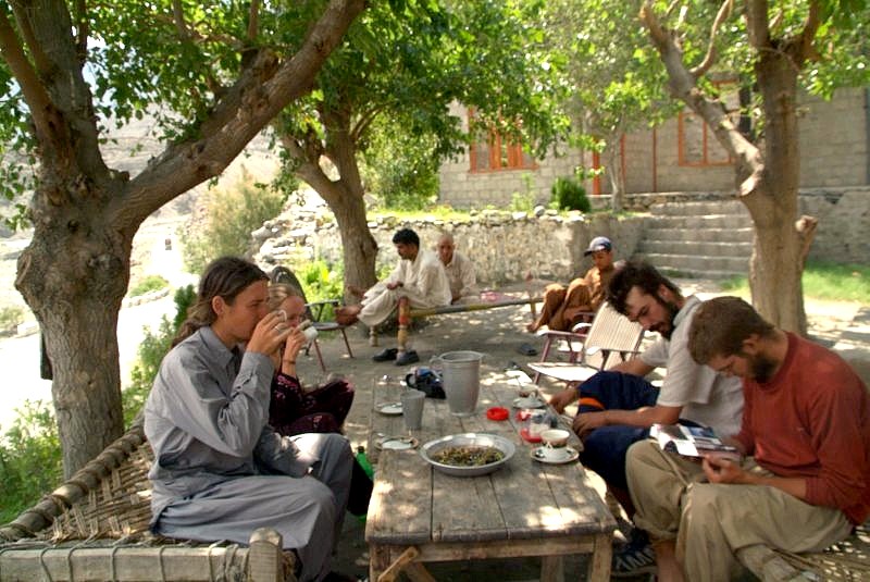 pakistan-karakorum-highway-aussichtspause-in-restaurant-an-nanga-parbat