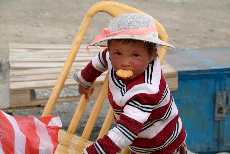 1-13-china-uighurisches-kind-in-kashgar