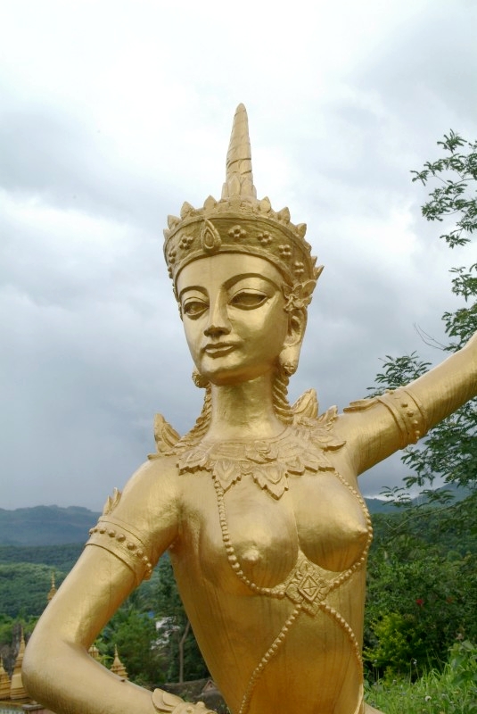 Jinghong, Yunnan, China: Statue